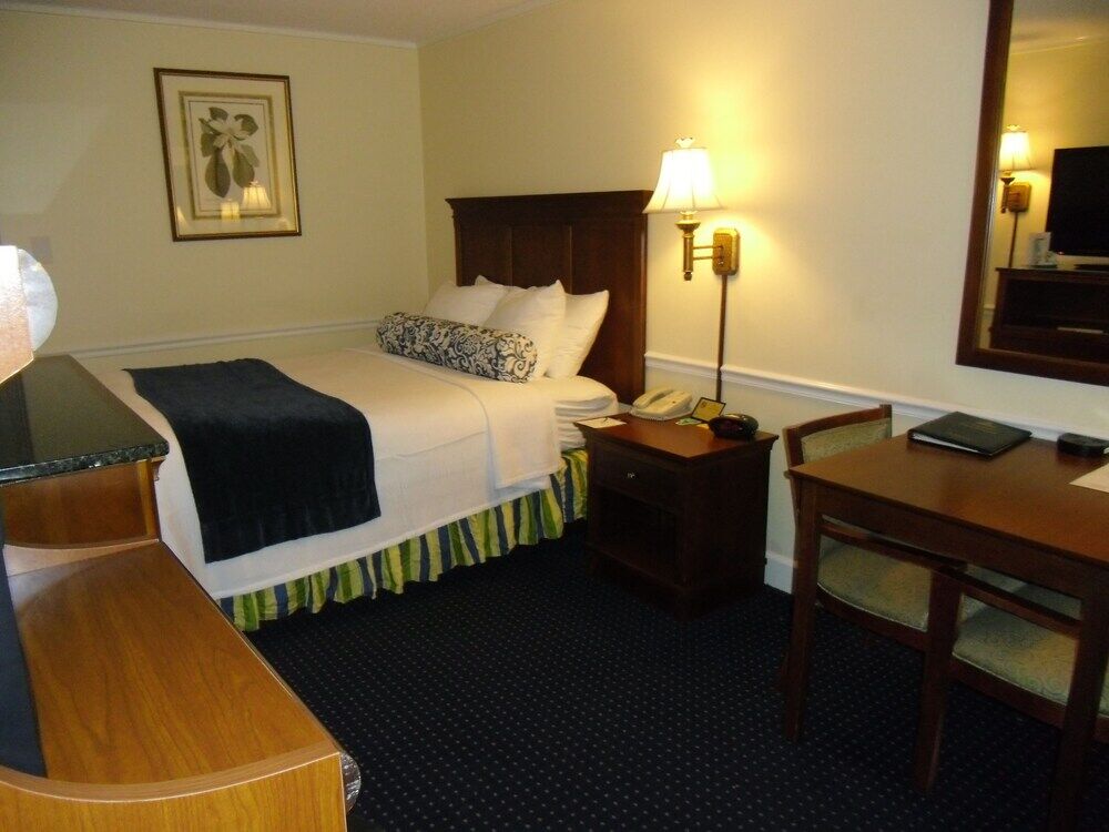 Best Western Sea Island Inn Beaufort Exterior photo